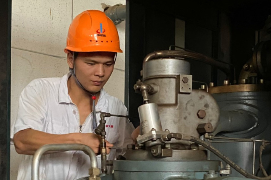 389171324719387.jpg 劉阿朋_金牛獎照片2_副本.jpg